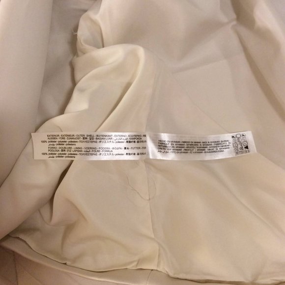 Zara Poly Oversized Sleeveless Blazer - Picture 10 of 10